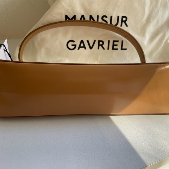 Women’s Pencil Case Leather Shoulder Bag-Caramel - Picture 4 of 9